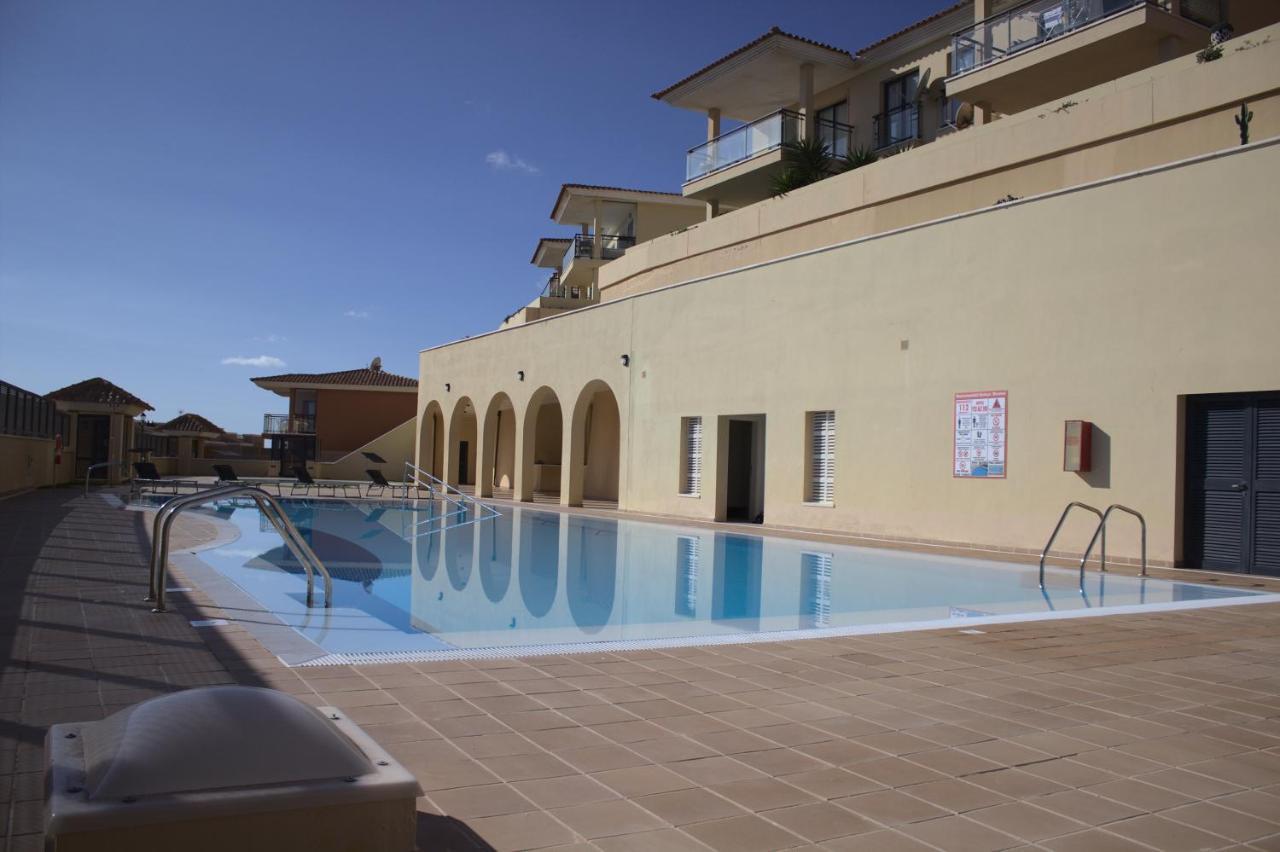 Sunny Castillo Apartment Коста-де-Антигуа Экстерьер фото