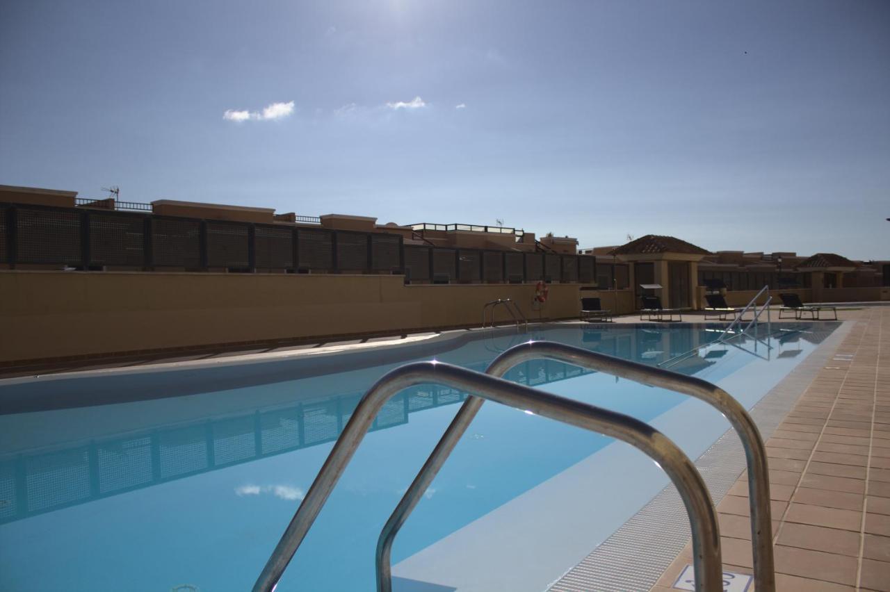 Sunny Castillo Apartment Коста-де-Антигуа Экстерьер фото