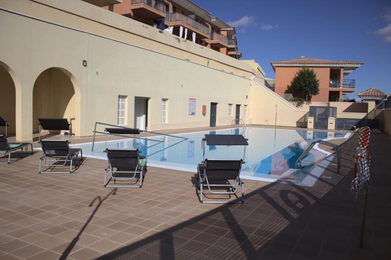 Sunny Castillo Apartment Коста-де-Антигуа Экстерьер фото