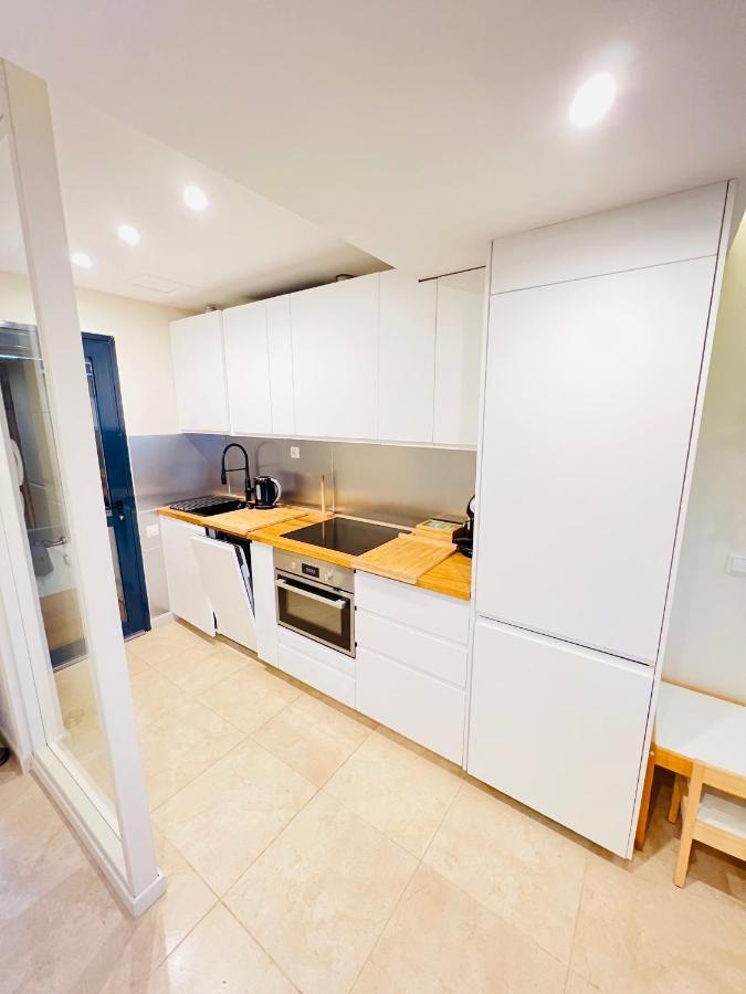 Sunny Castillo Apartment Коста-де-Антигуа Экстерьер фото