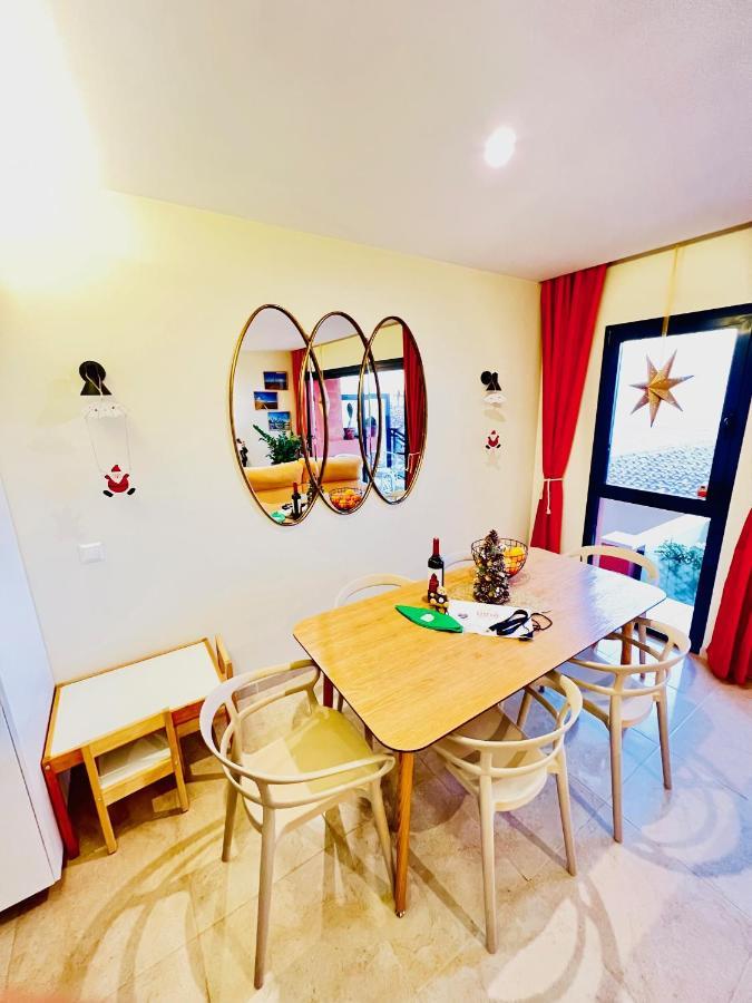 Sunny Castillo Apartment Коста-де-Антигуа Экстерьер фото