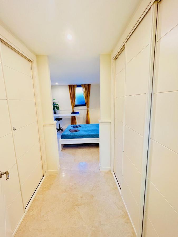 Sunny Castillo Apartment Коста-де-Антигуа Экстерьер фото